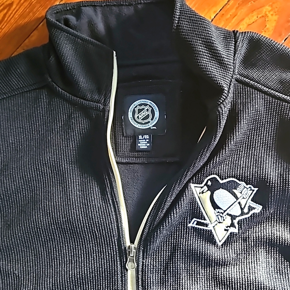 Pittsburgh penguins zip up jacket